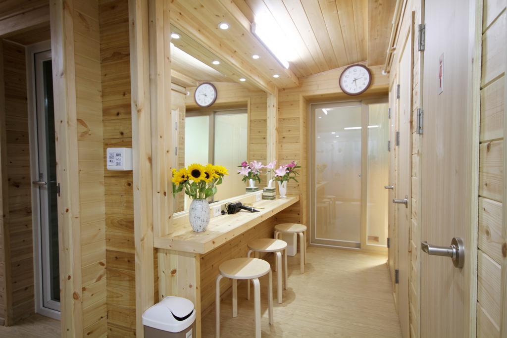 Cheongdam Ladies Guesthouse In Seoul Bagian luar foto