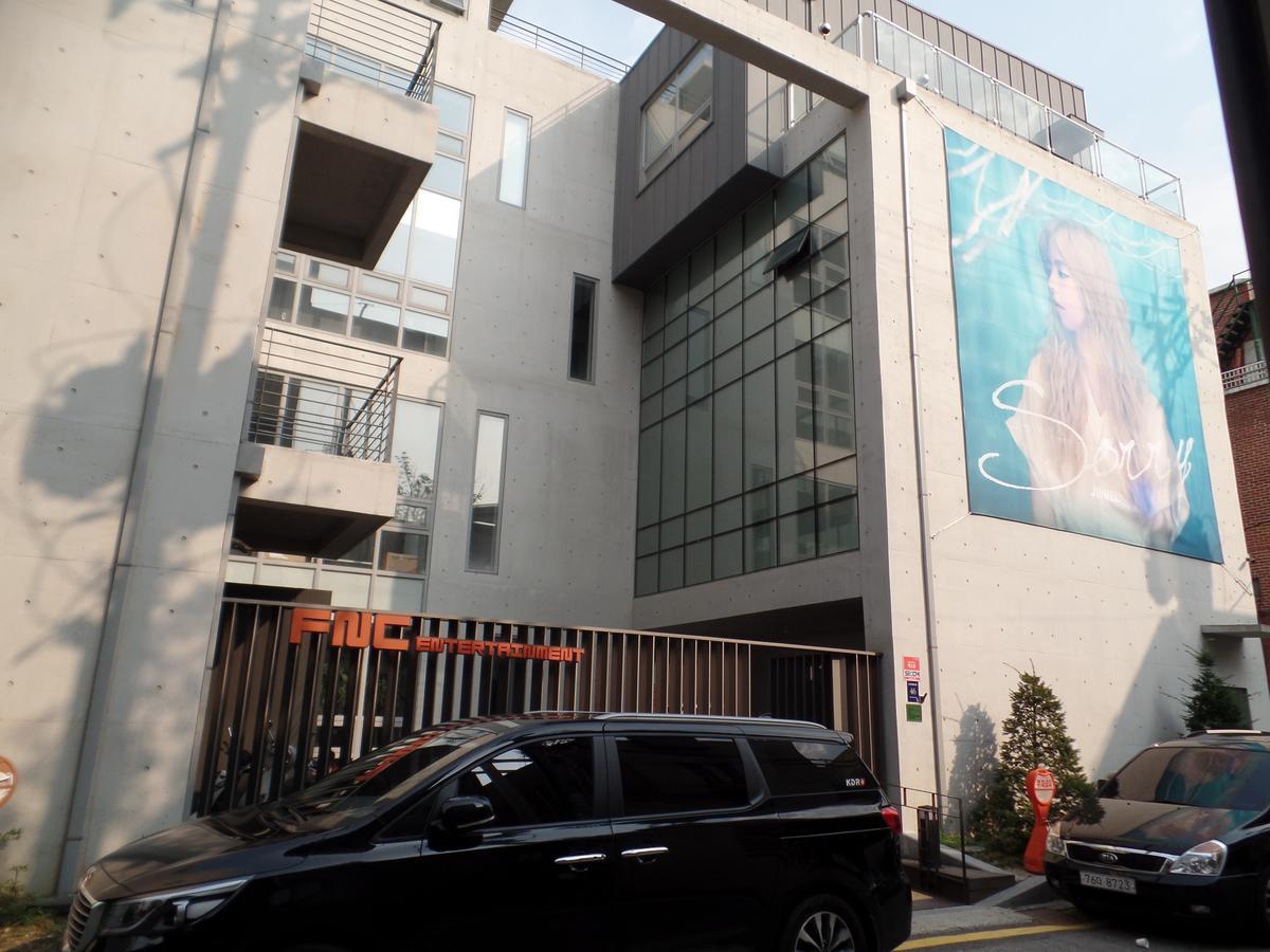 Cheongdam Ladies Guesthouse In Seoul Bagian luar foto